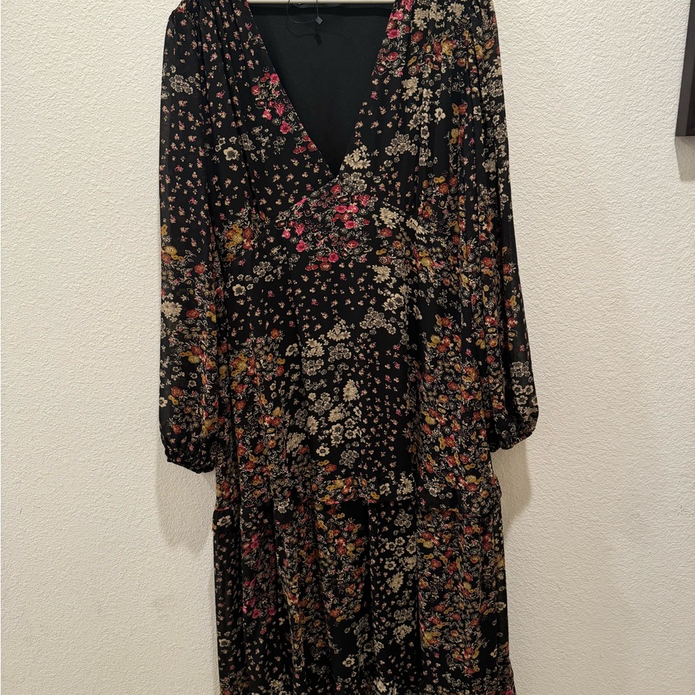 Boutique floral tiered long-sleeve dress - boho style